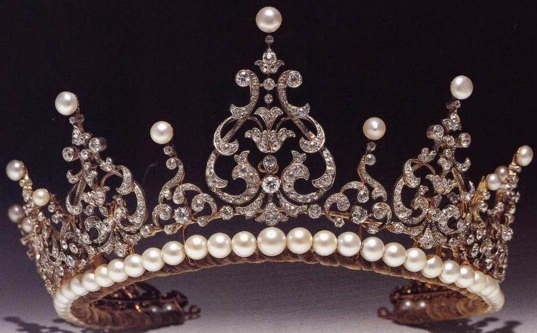 Tiara Mania Duchess of Kent's Festoon Tiara