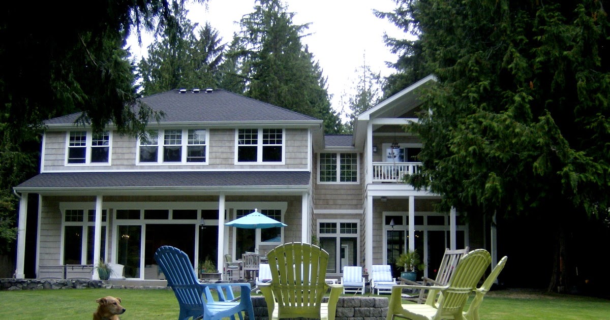 Everything Coastal.... Fabulous Family Beach House on Miller Bay