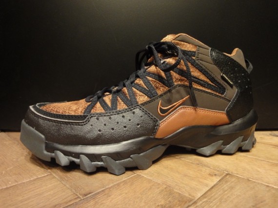 nike acg takao