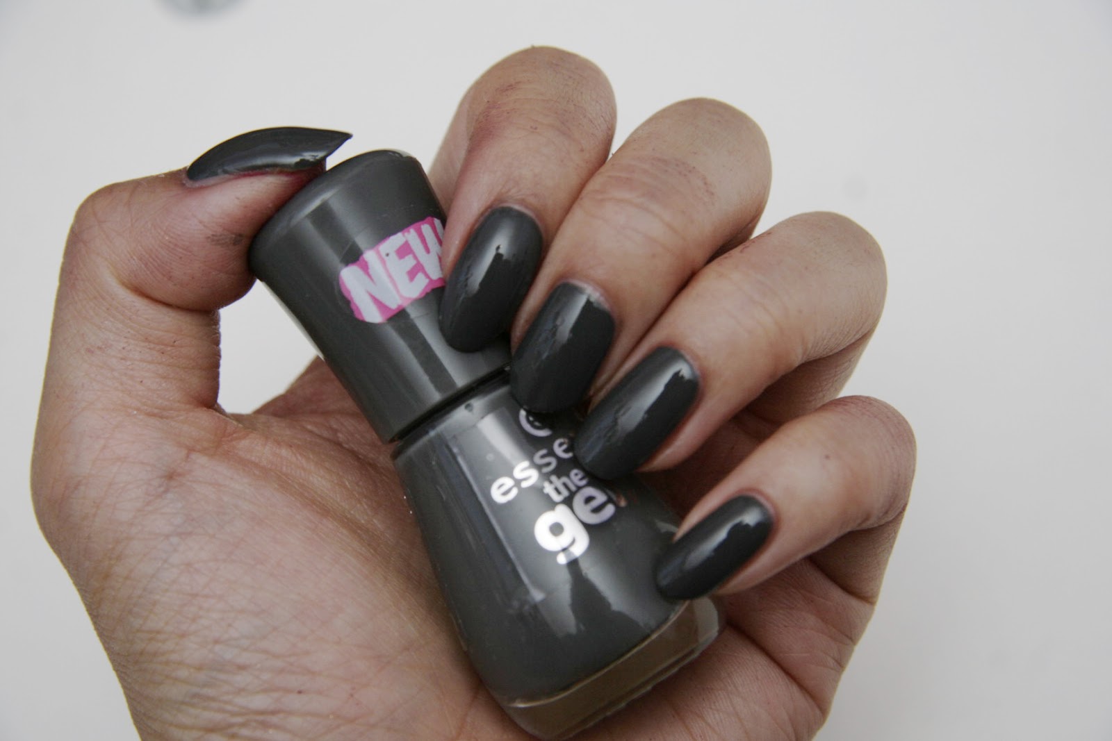 fun size beauty Essence The Gel Nail Polish + Base Coat + Top Coat