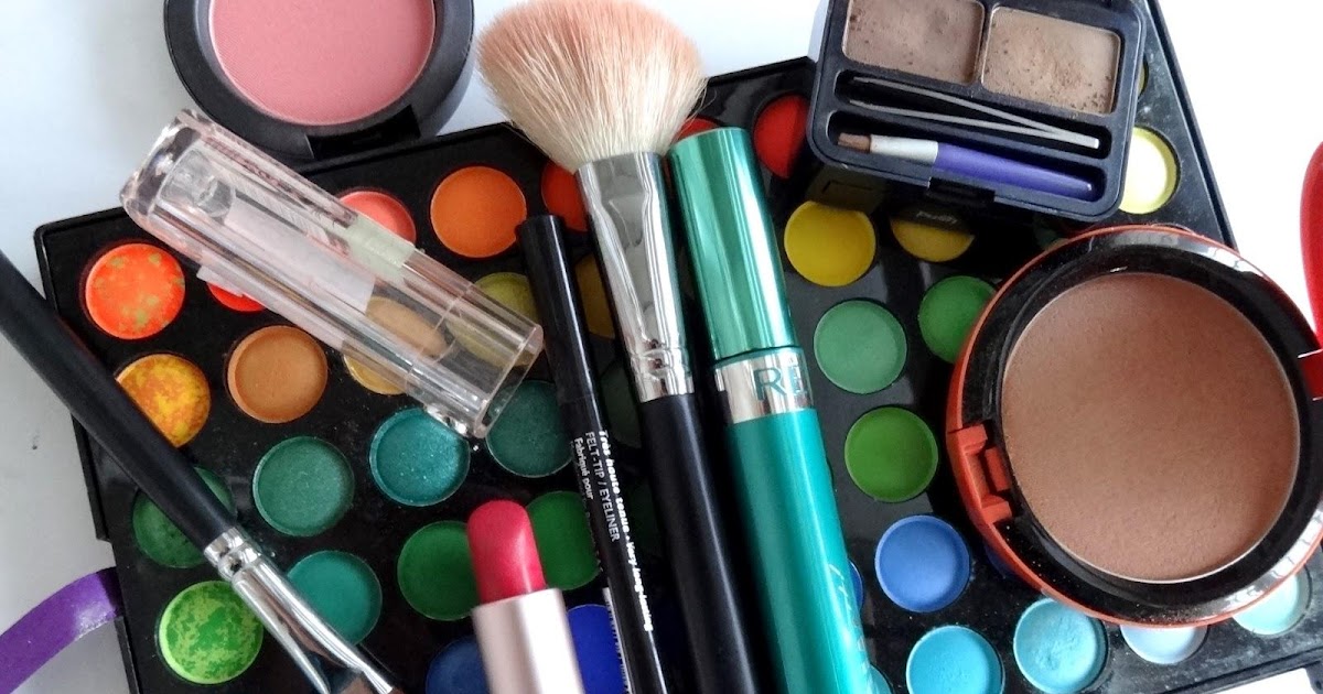 Tips to Carry your Makeup Accessories Makeup & Beauty Tips Fashion