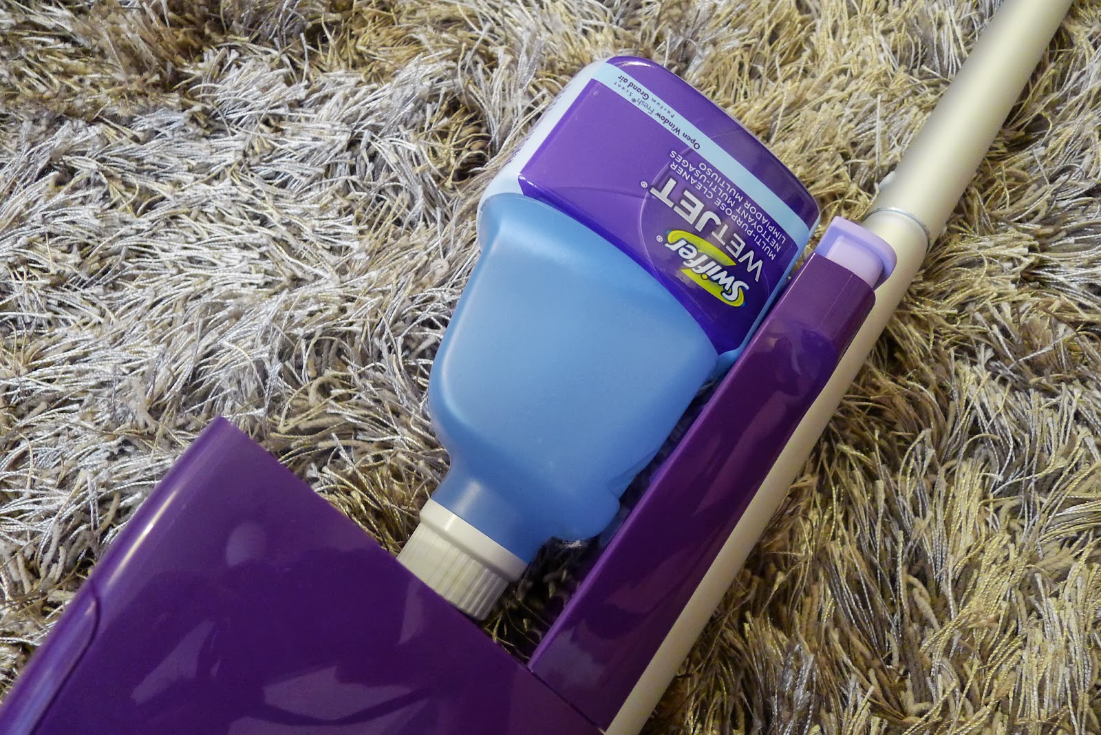 Easy, breezy cleaning with the Swiffer WetJet Tina Villa