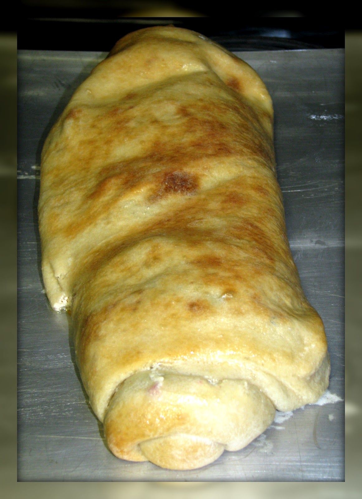 RandomThoughtsfromTN Cheesy Ham and Spinach "Garbage Bread"