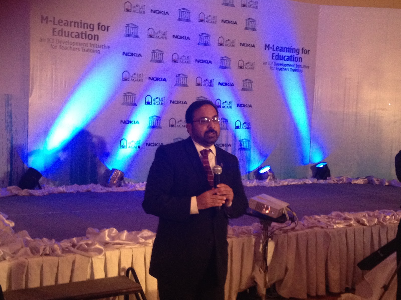 Amir Jahangir, President AGAHI at the launch of Mobile Learning for Education Development. 