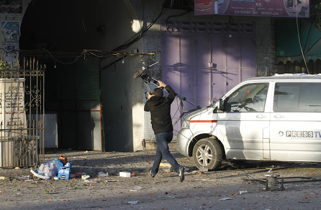 [صور] غزة تحت النار Gaza+Under+Fire+%2841%29