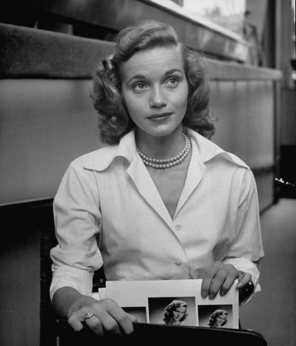 Fascinating Historical Picture of Eva Marie Saint  in 1949 