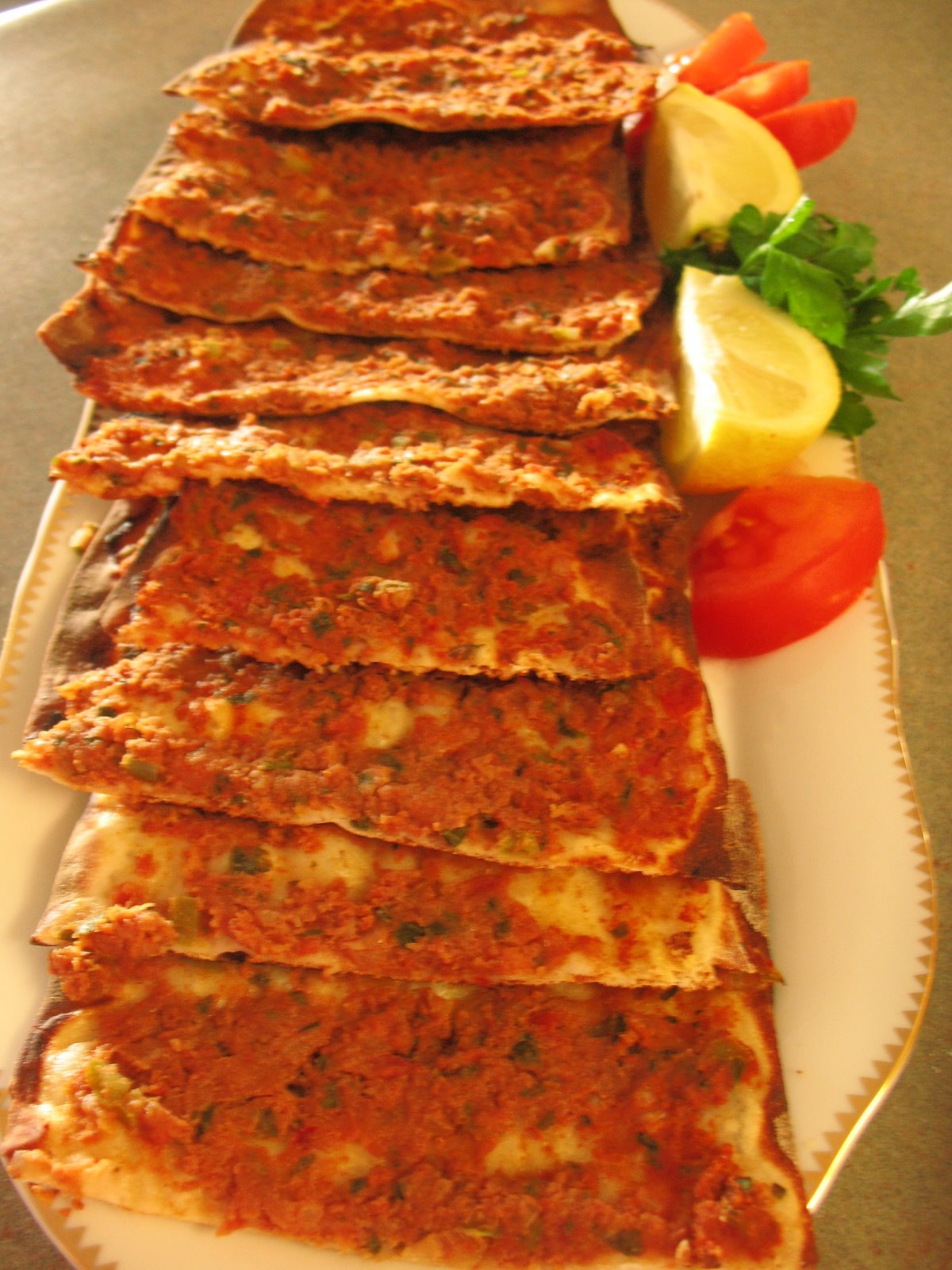 Konya Rehberim Konya Etliekmek Yapımı