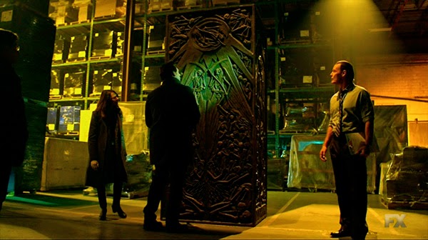 Ataud de Sardu en The Strain 1x01 Ataud de Sardu en The Strain 1x01