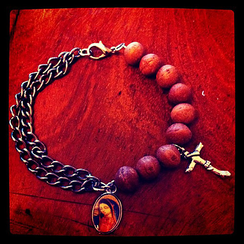 Unfortunately Oh! Tutorial Religion Bracelet