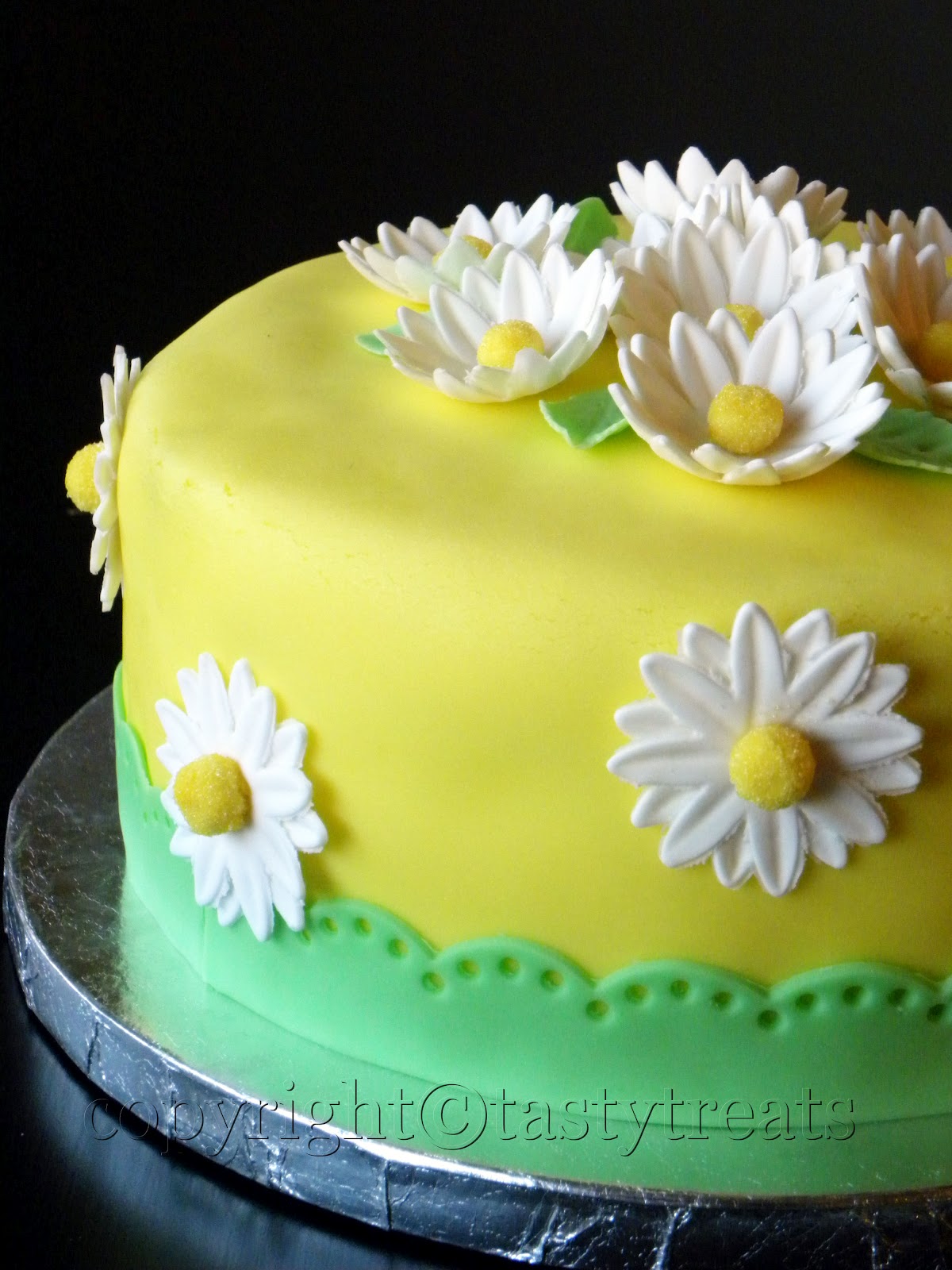How to Make Fondant Flowers, Wilton's Baking Blog