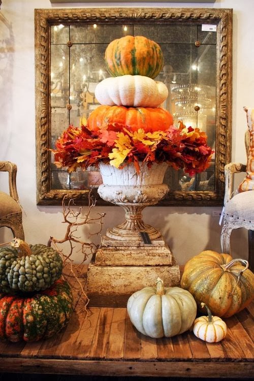 FOCAL POINT STYLING DECORATING WITH URNS FOR AUTUMN & THANKSGIVING