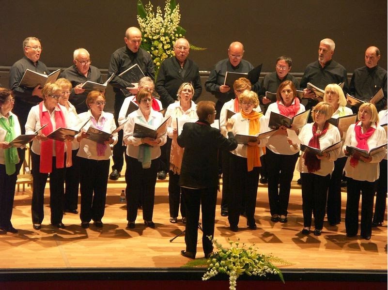Concierto inaugural fiestas del Carmen 2014 coro rubagon
