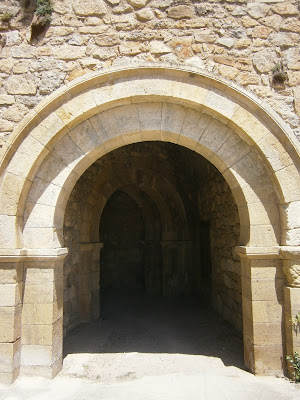 Puerta de San Bartolomé, Cañete, Cuenca, España