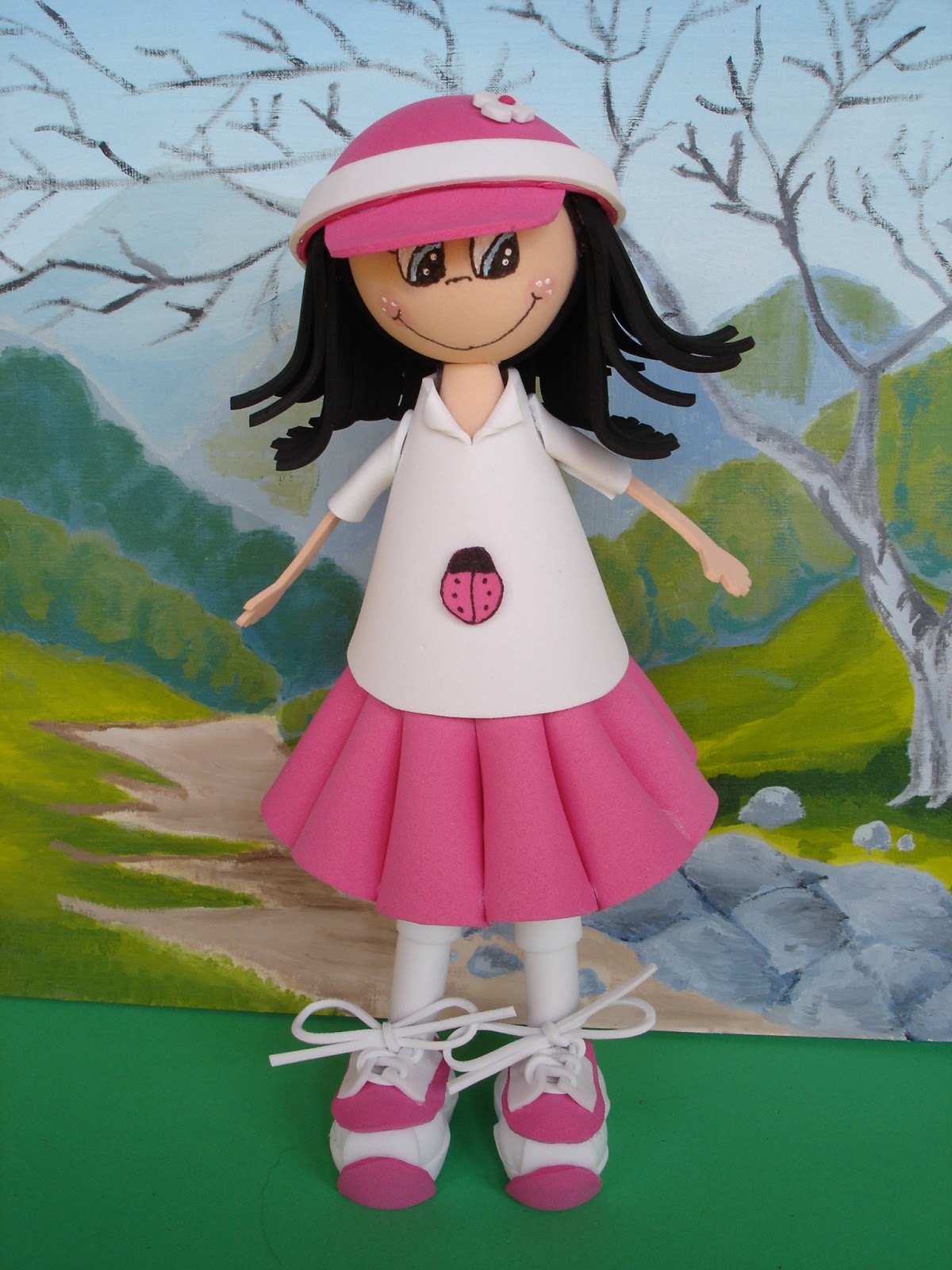 muñecas de goma eva hechas a mano