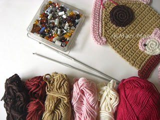 Crochet Birdhouse