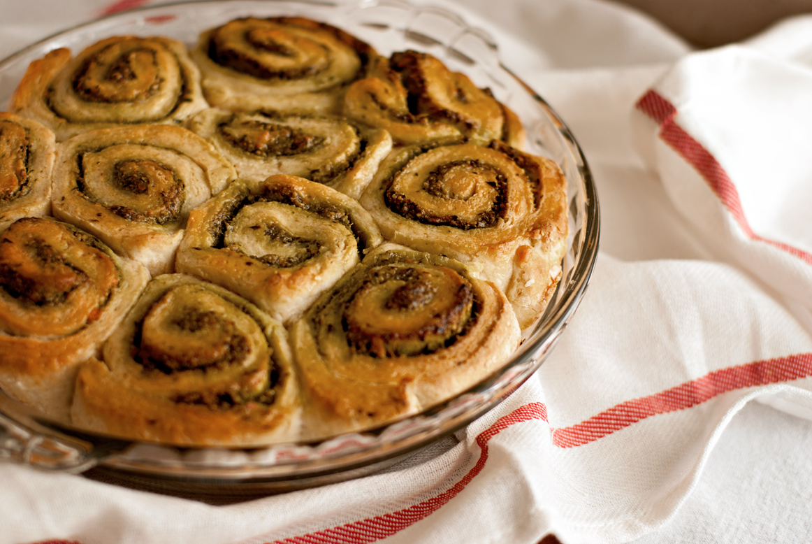 Wee Kitchen Garlic Chive Pesto Irish Soda Bread