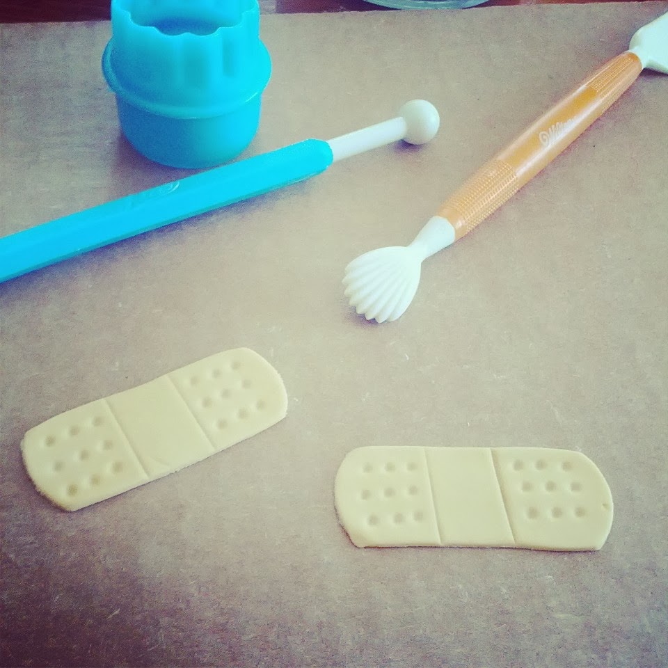 Second Generation Cake Design Doc McStuffins Bandaid Tutorial