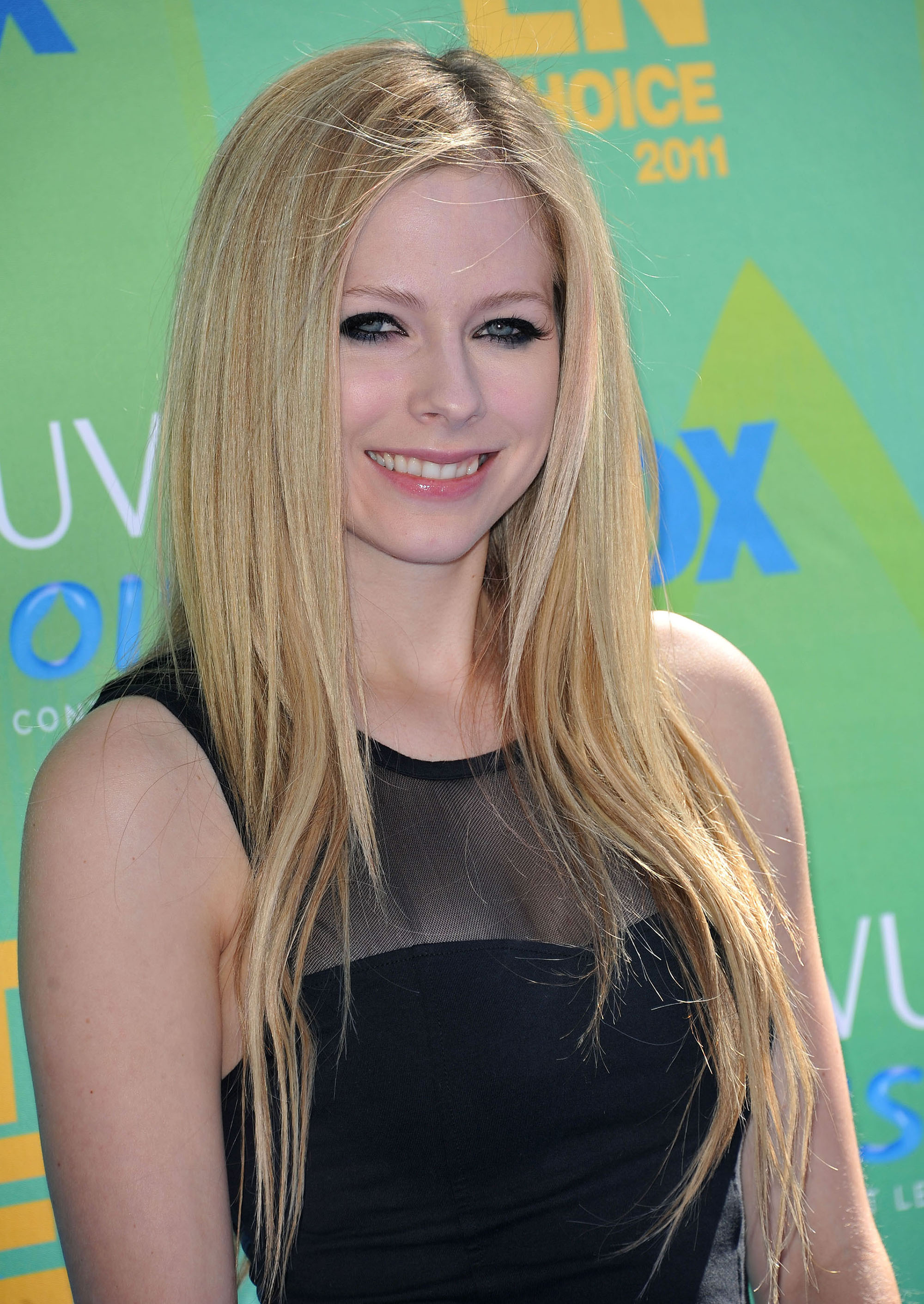 avril lavigne necktie