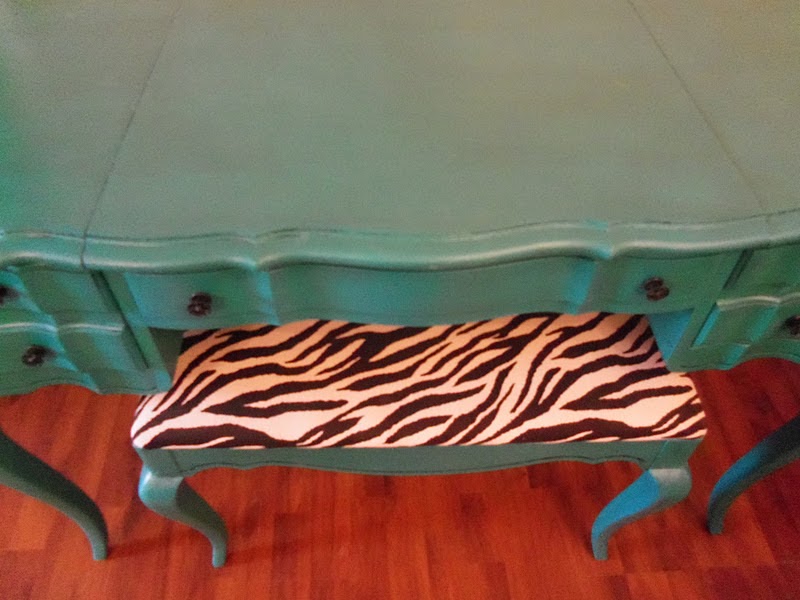 SpringValleyJunktique Turquoise vanity with matching zebra print stool