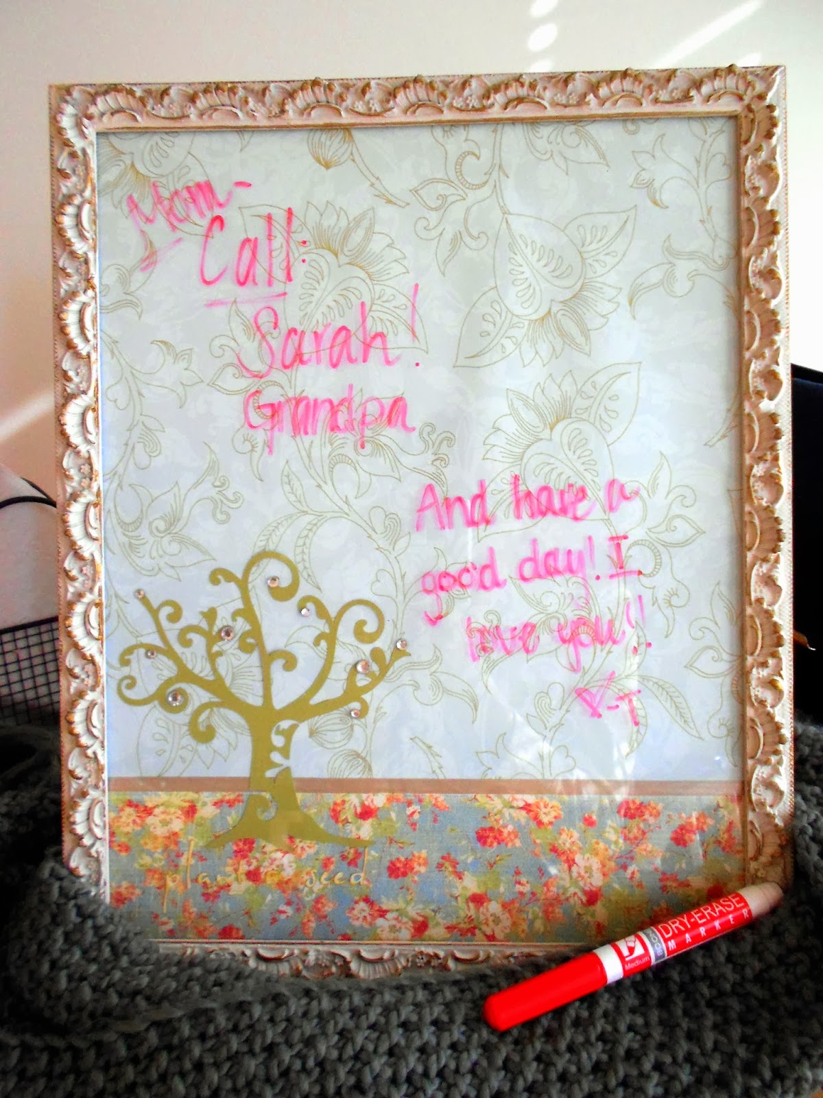 Make It Scrappin Picture frame message board