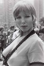 Carol connors gong