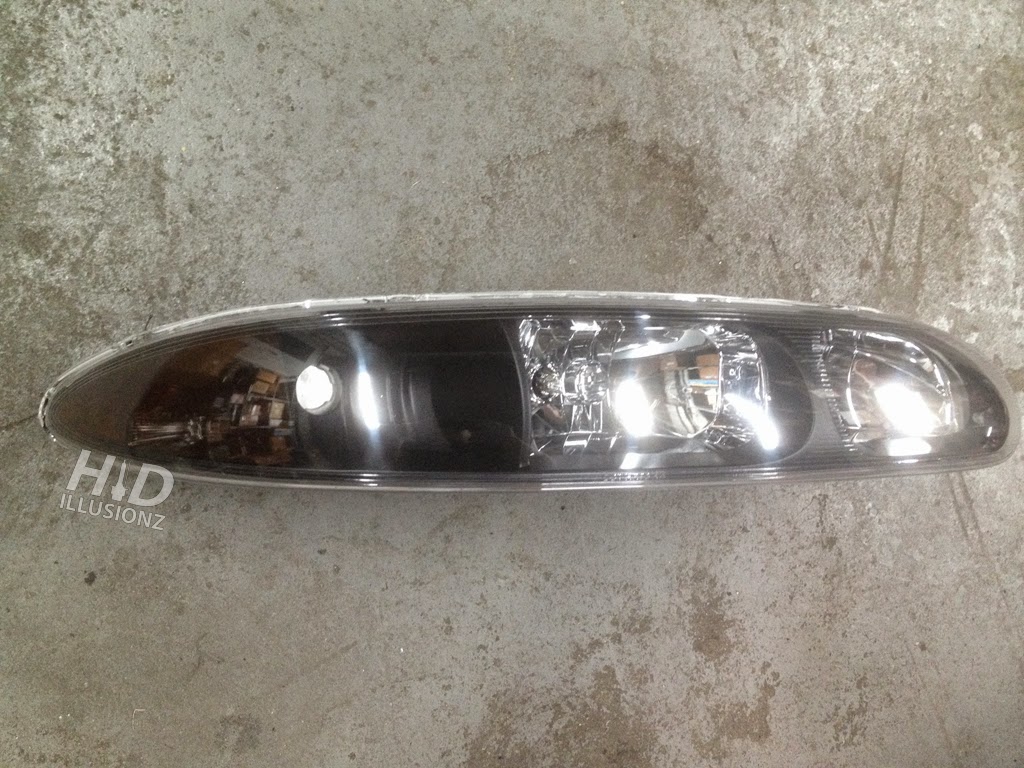 HID ILLUSIONZ Oldsmobile Alero Custom Painted Housing & Tinted