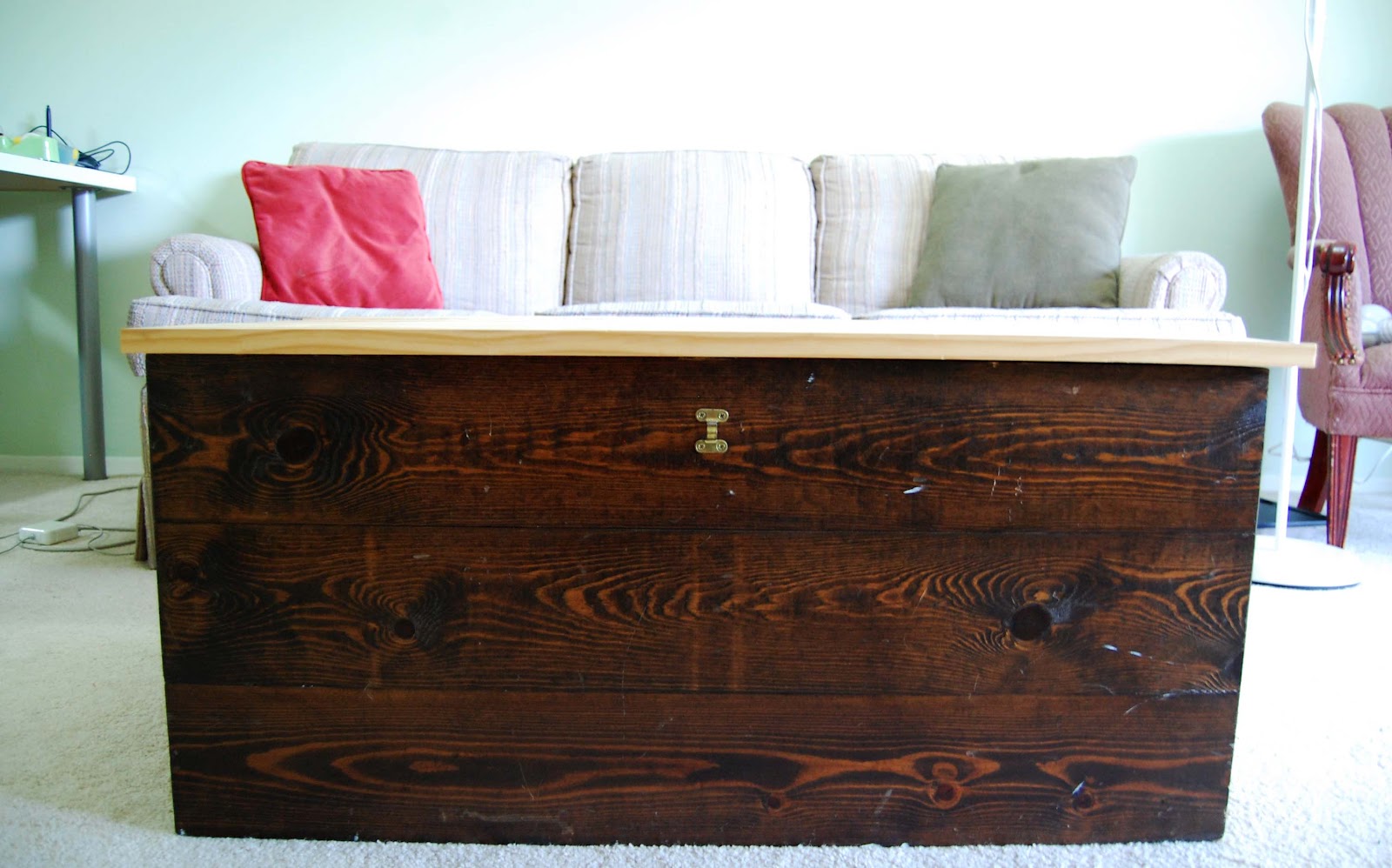 mon makes things Furniture Facelift DIY Upholstered Trunk