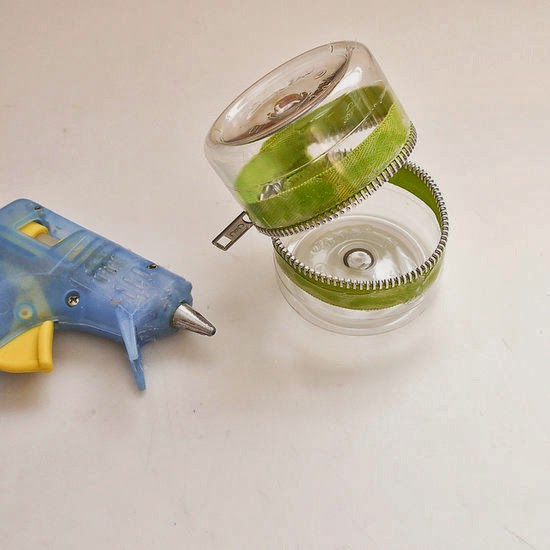 DIY PlasticBottle Zipper Container The Idea King