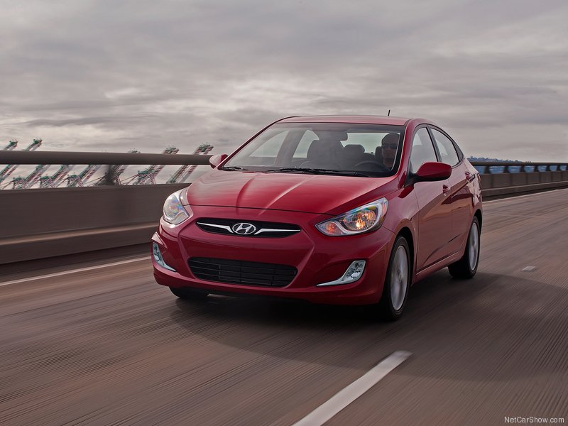 صور سيارة هيونداى اكسنت 2012 -Hyundai Accent 2012