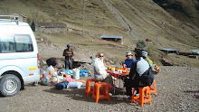 The first coca tea before we climb up up up and up