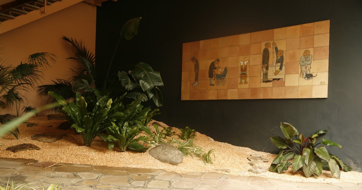 jardinitis: Un Jardín interior, la entrada de una empresa