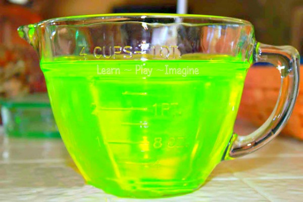 Glow Cups - Glowing Liquid Glasses