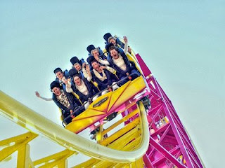 http://2.bp.blogspot.com/-l_lNS5oLLzk/TbfceDYdYhI/AAAAAAAAOC8/IHOtzahJi7A/s320/amusement-park-ride.jpg