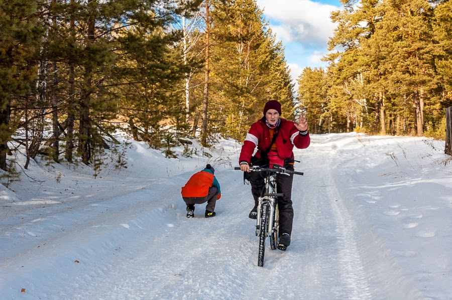 Прокатились.