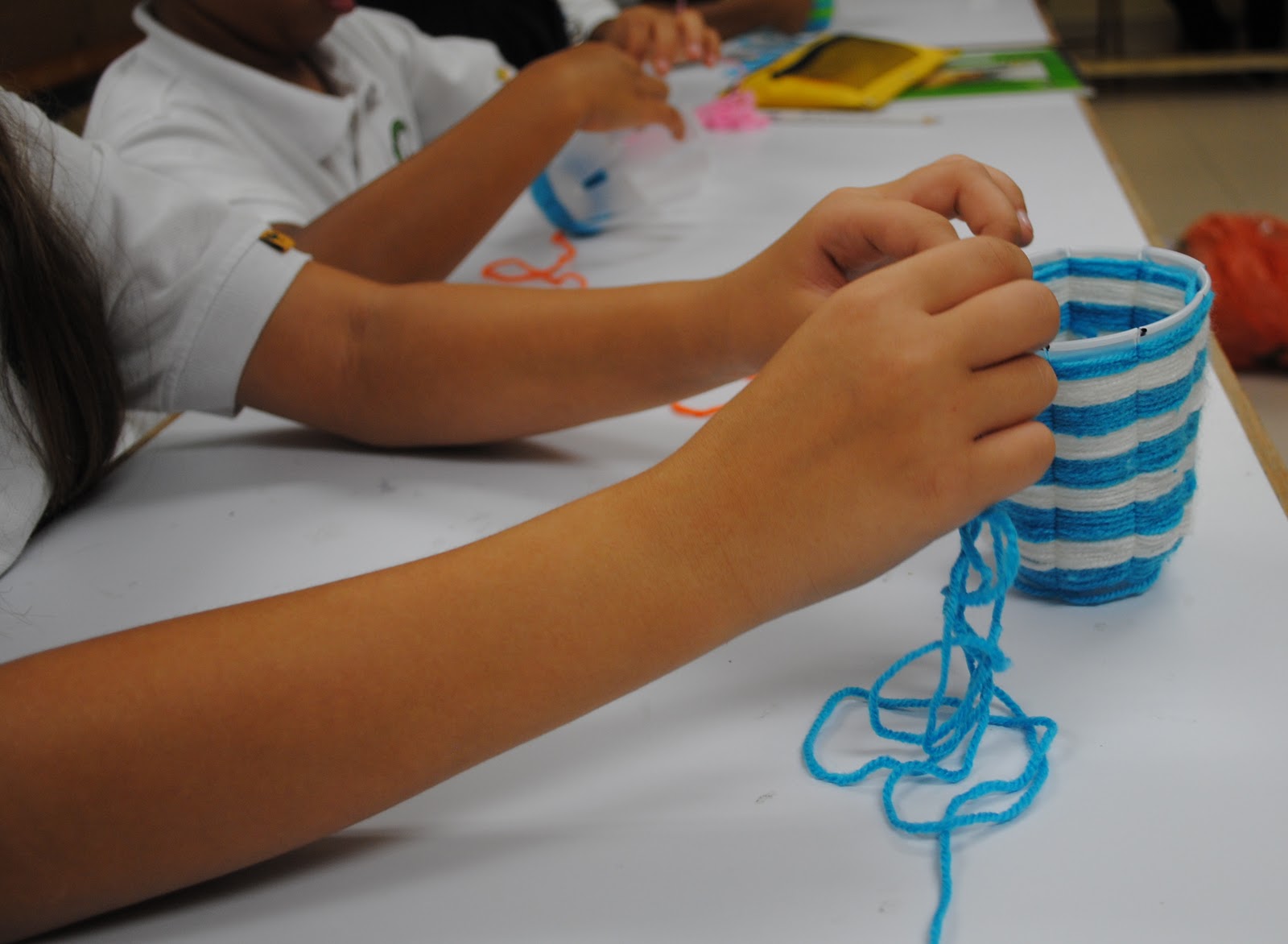 Miss Ambar´s Art Class Weaving like the Hopi People