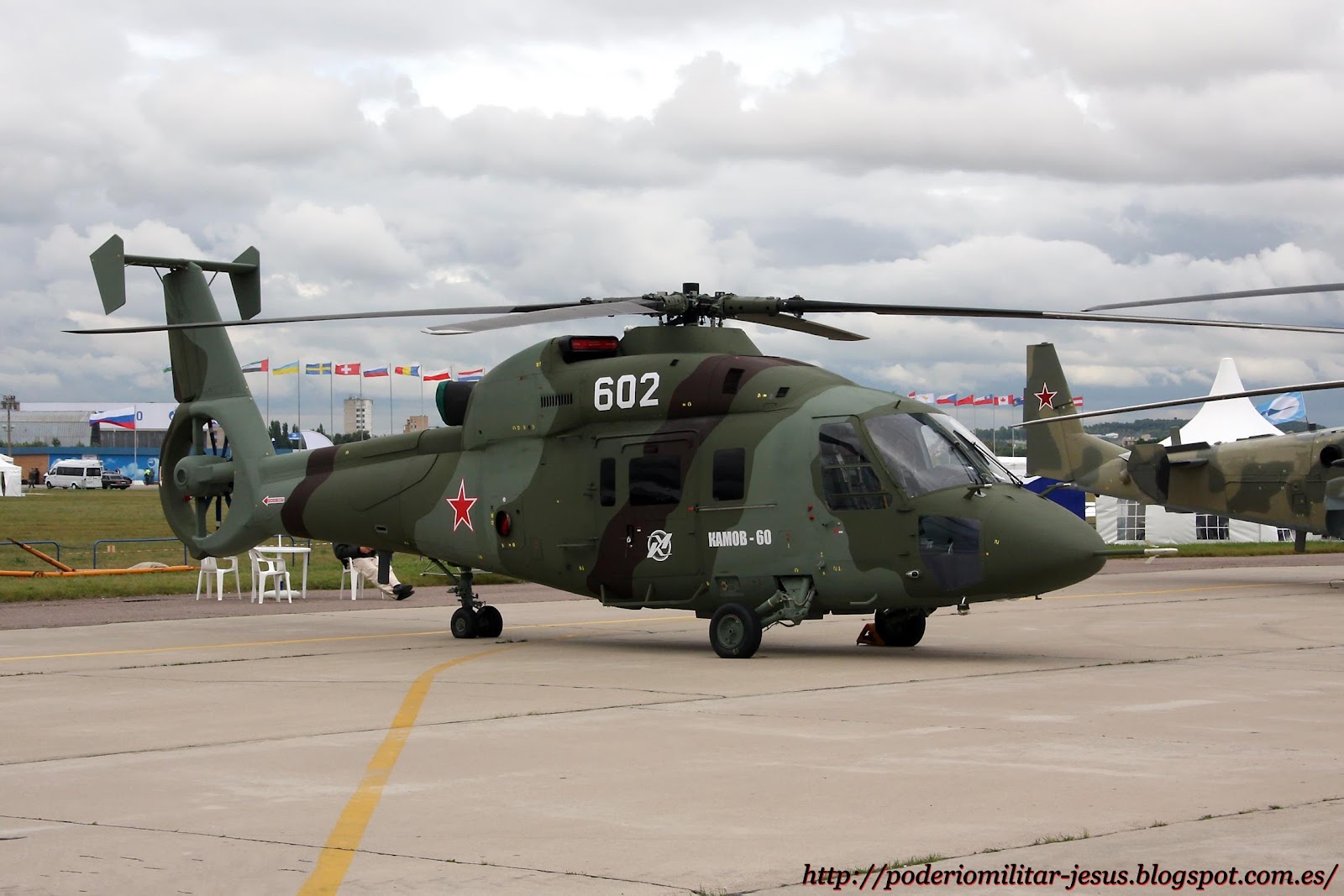 Juegos De Tiburones Atacando A Helicopteros