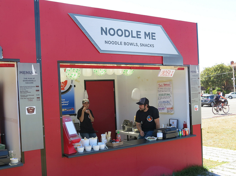 Full Noodle Frontity America's Cup O' Noodles Three Flavors from