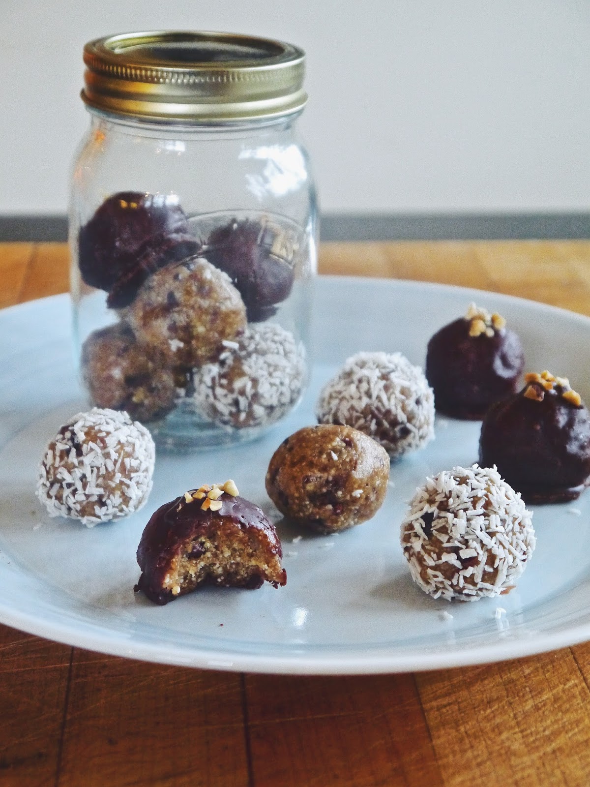 Annie's Hungry Raw Cookie Dough Energy Balls
