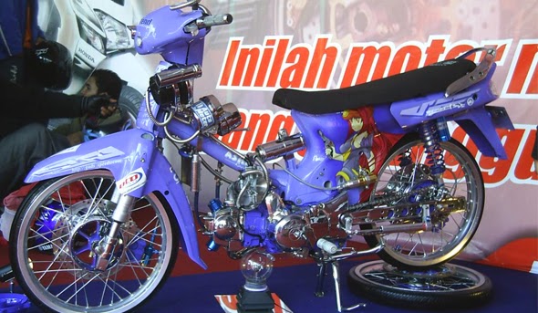 Foto dan Gambar Modifikasi Keren Honda Astrea Grand Keren Terbaru Foto dan Gambar Modifikasi Keren Honda Astrea Grand Keren Terbaru