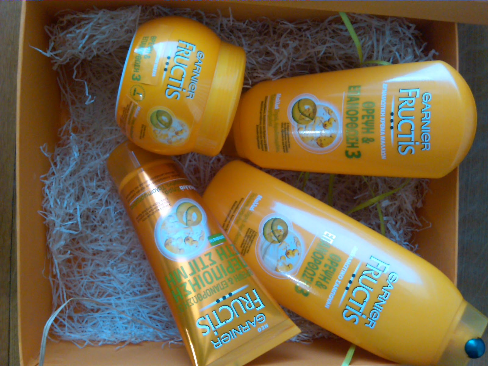 Me my blush and I New Garnier Fructis NutriRepair Yellow Series Review