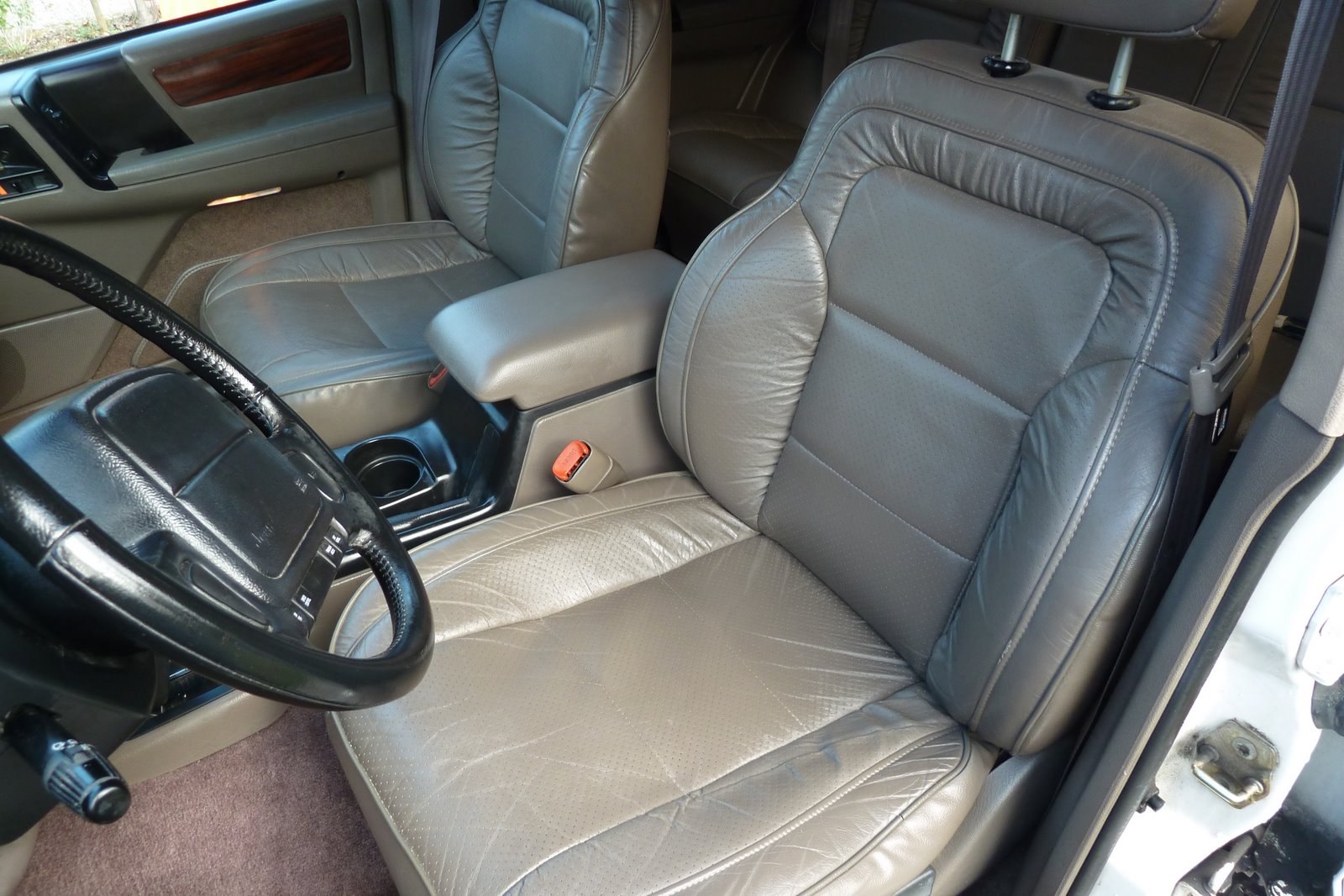 1994 Jeep Grand Cherokee Interior Pictures