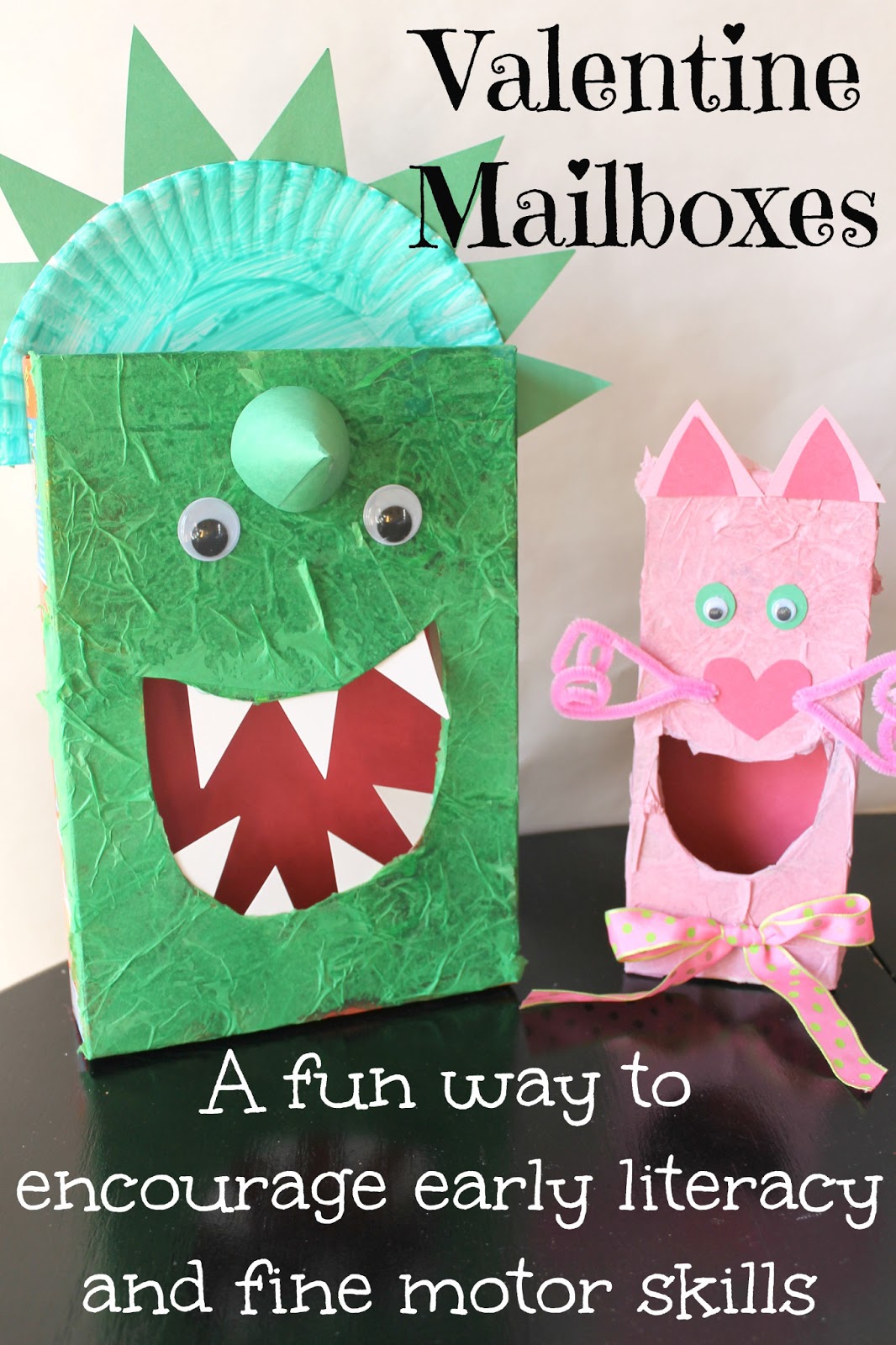 Dinosaur & Kitty Valentine Mailboxes Reading Confetti
