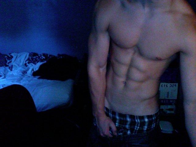 Парень 18 Лет Дрочит