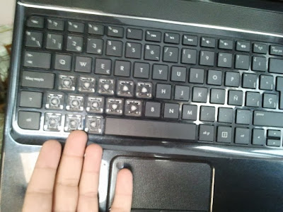 نقره لتكبير أو تصغير الصورة ونقرتين لعرض الصورة في صفحة مستقلة بحجمها الطبيعي