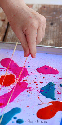 How to make FIZZING rubber band snap painting