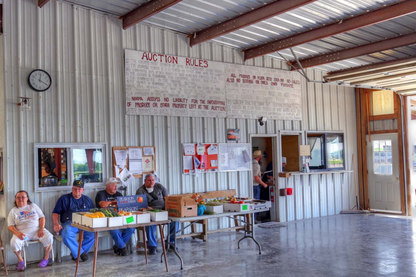 John and Sigrid's Adventures Jamesport, MO and the Produce Auction