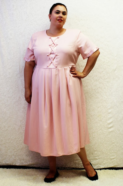 https://www.etsy.com/listing/161020761/plus-size-vintage-pink-pleated-satin