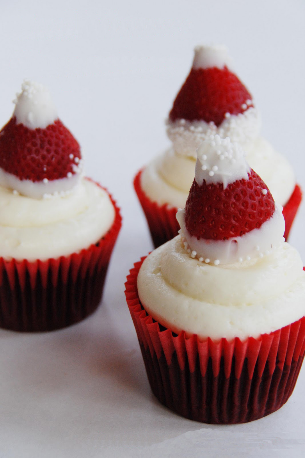 Christmas Red Velvet Cupcakes