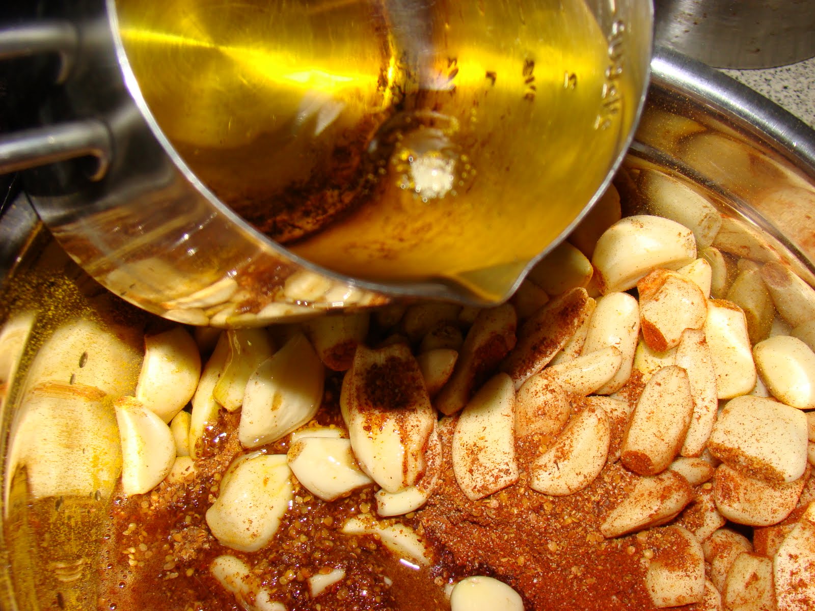 My Favorite Recipes Collection Spicy Garlic Pickle in Oil / Lahsun Ka