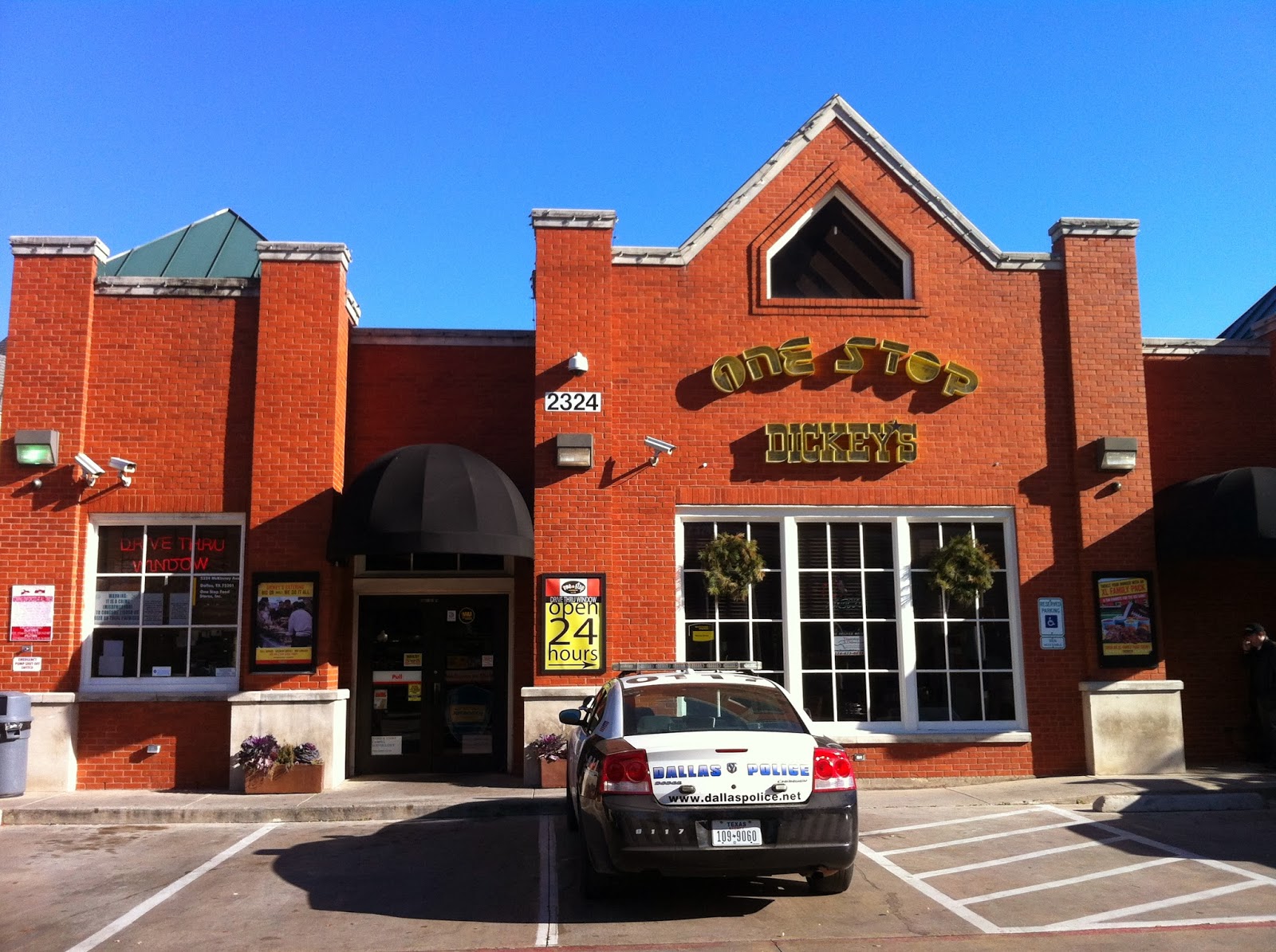 The Barbecue Fiend Dickey's Barbecue Pit 2 (Dallas, TX)